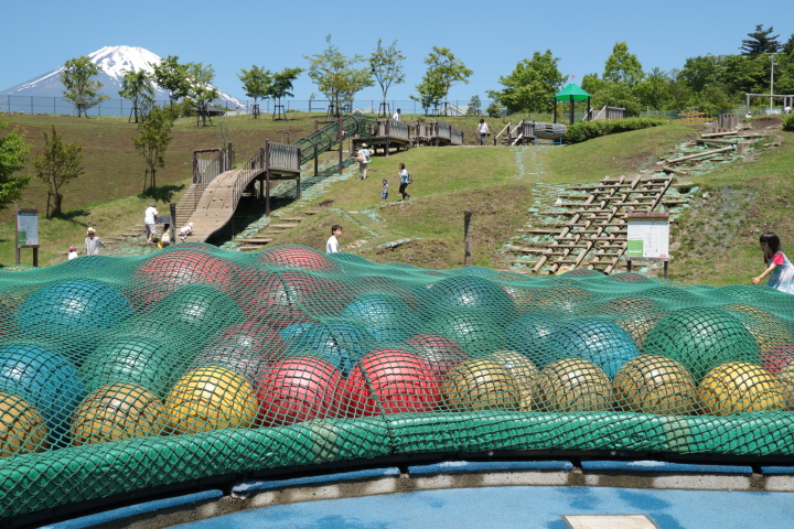 子どもと無料で楽しむ公園 富士山樹空の森冒険の丘 静岡県御殿場市 人気の遊び場 Fuente Blog フェンテ ブログ ママのハッピーライフを応援します Fuente Blog フェンテ ブログ ママのハッピーライフを応援します