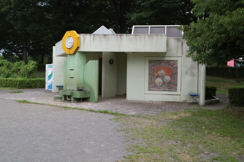 小山総合公園わんぱく広場のトイレ