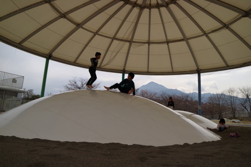 【おすすめ公園ランキング】雨でも寒くても遊べる!屋内・屋根付きの遊具や施設首都圏編|Fuente Blog(フェンテ ブログ)│ママのハッピーライフを応援します 【おすすめ公園ランキング】雨でも寒くても遊べる!屋内・屋根付きの遊具や施設首都圏編|Fuente Blog(フェンテ ブログ)│ママのハッピーライフを応援します
