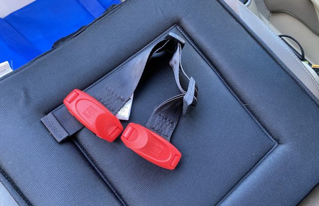 ワンオペ二人目育児の必需品と便利な育児グッズ お出かけの必需品 携帯型チャイルドシートベルト