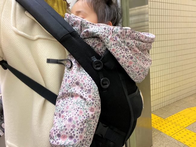 ワンオペ二人目育児の必需品と便利な育児グッズ お出かけの必需品 抱っこ紐 エルゴ