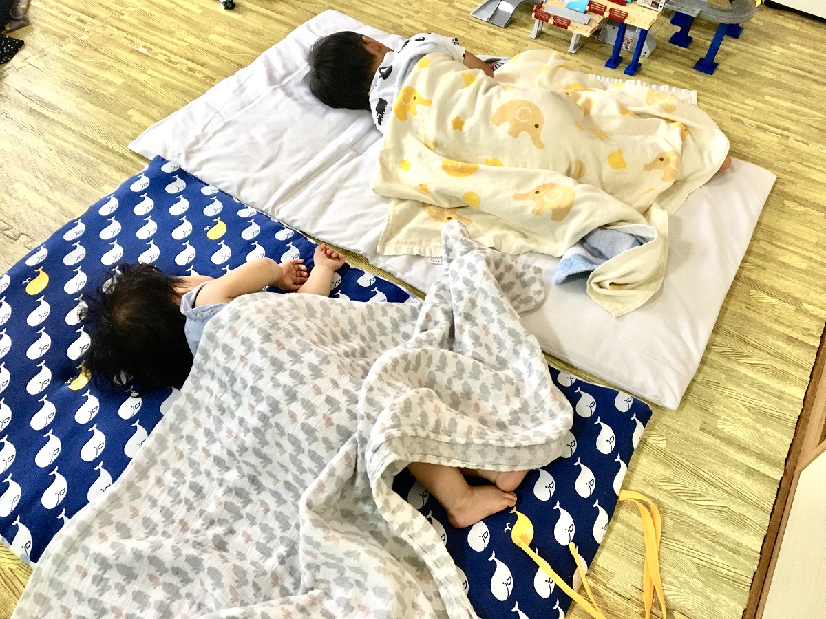 ワンオペ二人目育児の必需品 お昼寝 2歳差育児 3歳1歳 兄妹